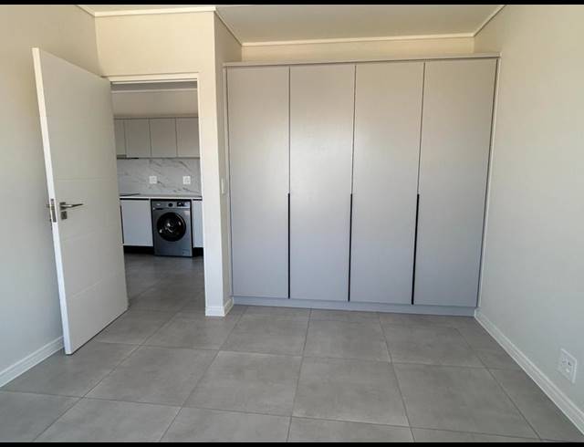 1 BEDROOM PROPERTY TO RENT IN SANDOWN